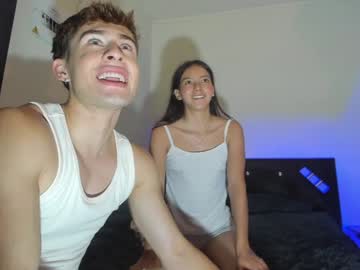 couple Enjoy XXX Cam Girls with sassysoulmates