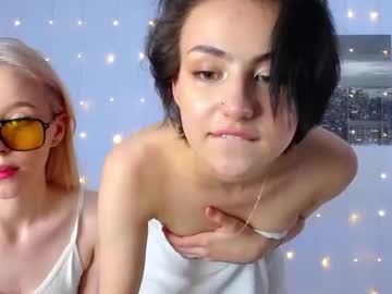 couple Enjoy XXX Cam Girls with kayla_bennet