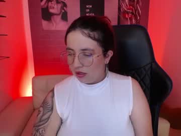 girl Enjoy XXX Cam Girls with kamilaadams