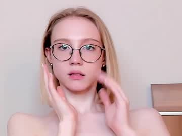 girl Enjoy XXX Cam Girls with dawnwillrise