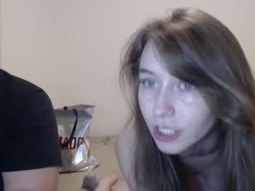 couple Enjoy XXX Cam Girls with thelilgoofball