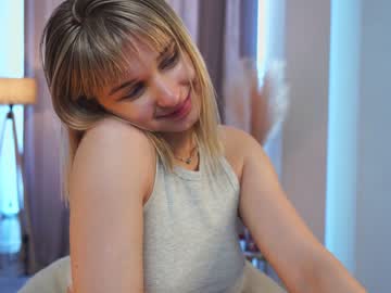 girl Enjoy XXX Cam Girls with variety_moments