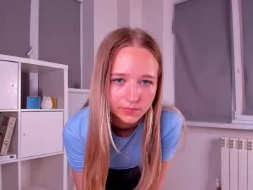 girl Enjoy XXX Cam Girls with edytbanford