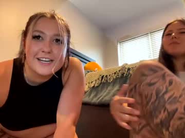 girl Enjoy XXX Cam Girls with tatted_and_bratted
