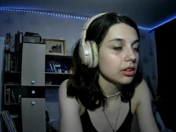 girl Enjoy XXX Cam Girls with alodieherlan