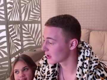 couple Enjoy XXX Cam Girls with kimkukcam