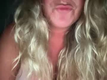 girl Enjoy XXX Cam Girls with caromarie97