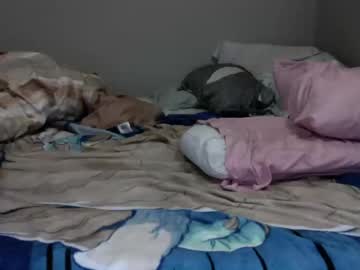 couple Enjoy XXX Cam Girls with daddysjellyfish