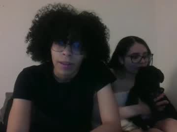 couple Enjoy XXX Cam Girls with zaempire