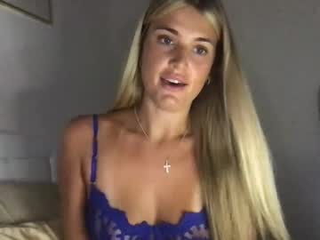 girl Enjoy XXX Cam Girls with allybrixo