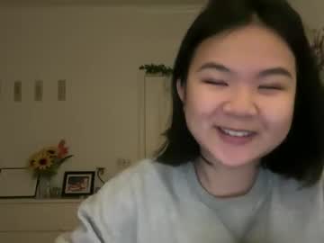 girl Enjoy XXX Cam Girls with flowerlvr