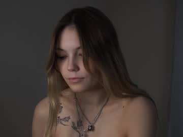 girl Enjoy XXX Cam Girls with lunakom