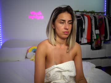 girl Enjoy XXX Cam Girls with lunaink_