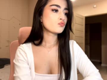 girl Enjoy XXX Cam Girls with irresistible_dream_22