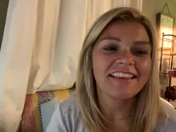 girl Enjoy XXX Cam Girls with bayybaee21