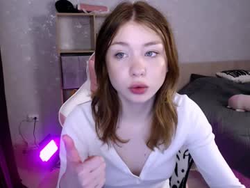 girl Enjoy XXX Cam Girls with lower_angel