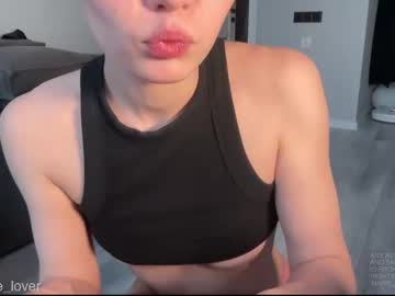 girl Enjoy XXX Cam Girls with naive_love