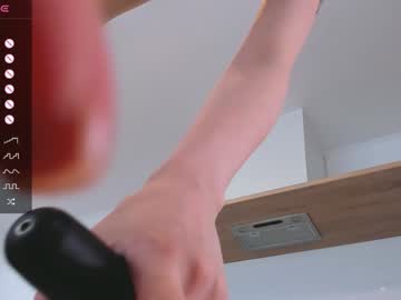 girl Enjoy XXX Cam Girls with dorafisher01