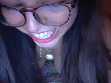 girl Enjoy XXX Cam Girls with miss_criss_xoxo