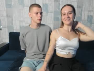 couple Enjoy XXX Cam Girls with the_shameless