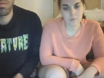 couple Enjoy XXX Cam Girls with bruziof