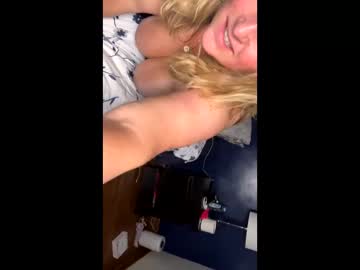 couple Enjoy XXX Cam Girls with innocentkittenxxx