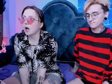 couple Enjoy XXX Cam Girls with shypreettygirl