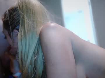 couple Enjoy XXX Cam Girls with vixxxenlive
