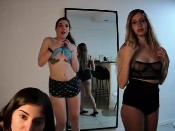 couple Enjoy XXX Cam Girls with slimbaby69
