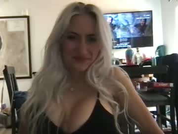 girl Enjoy XXX Cam Girls with kinziemcbride