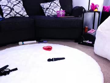 couple Enjoy XXX Cam Girls with 420hotandbothered