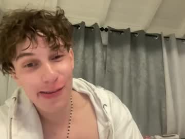 couple Enjoy XXX Cam Girls with nico_and_ray