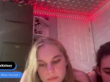 girl Enjoy XXX Cam Girls with okbula
