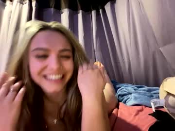 girl Enjoy XXX Cam Girls with charismacharm