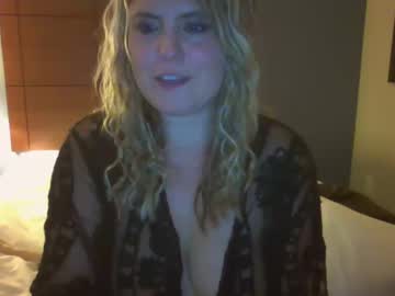 girl Enjoy XXX Cam Girls with midnightqueen01