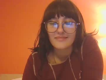 girl Enjoy XXX Cam Girls with riskyb123