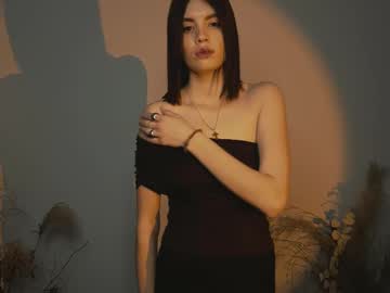 girl Enjoy XXX Cam Girls with tearsonarmor