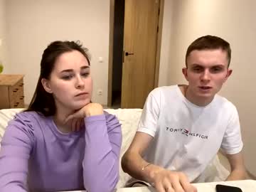 couple Enjoy XXX Cam Girls with sescouple